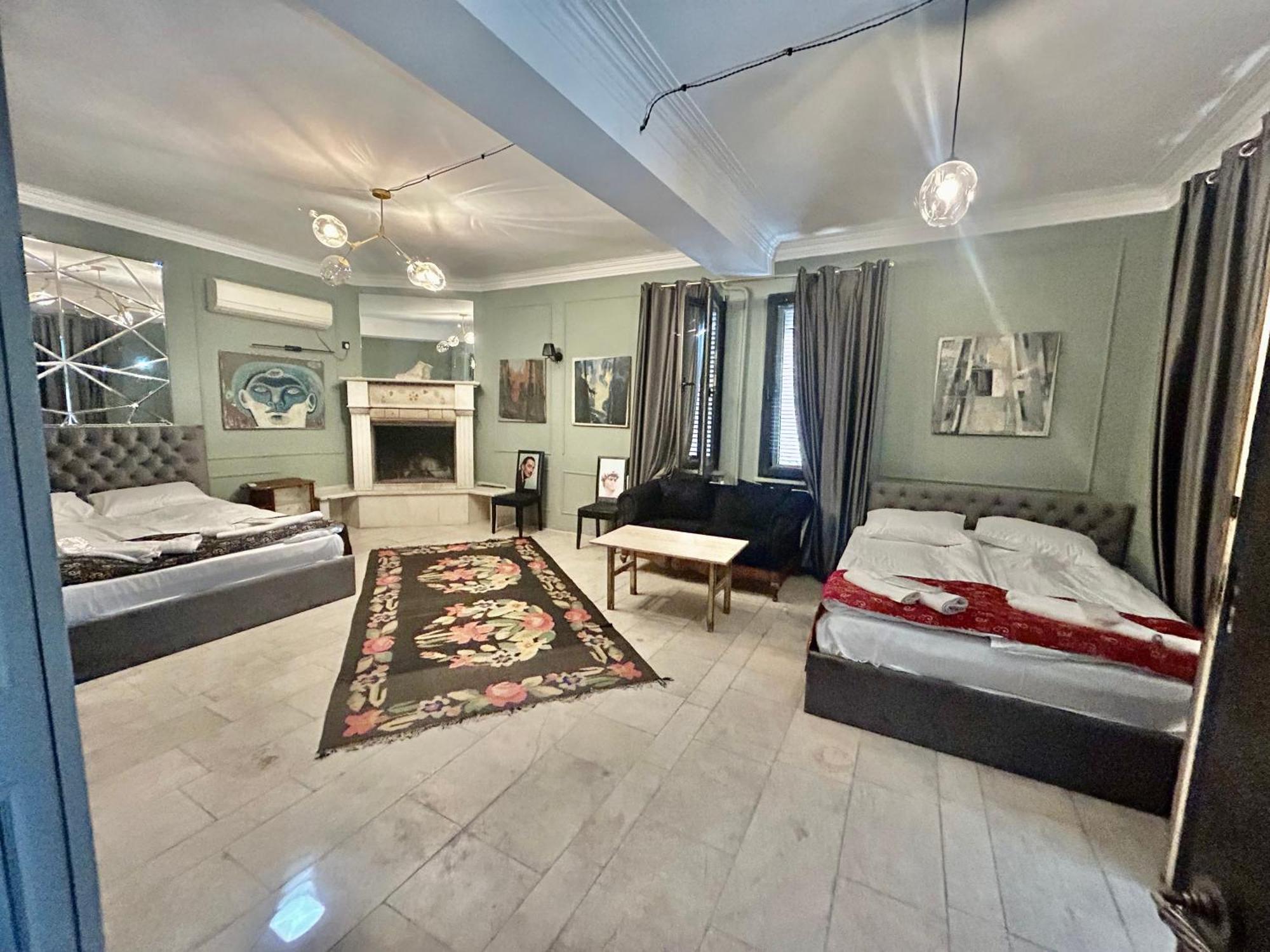 Art Hotel Home Τυφλίδα Εξωτερικό φωτογραφία
